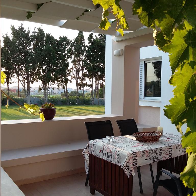 Villa Leonidas Mastichari  Luaran gambar