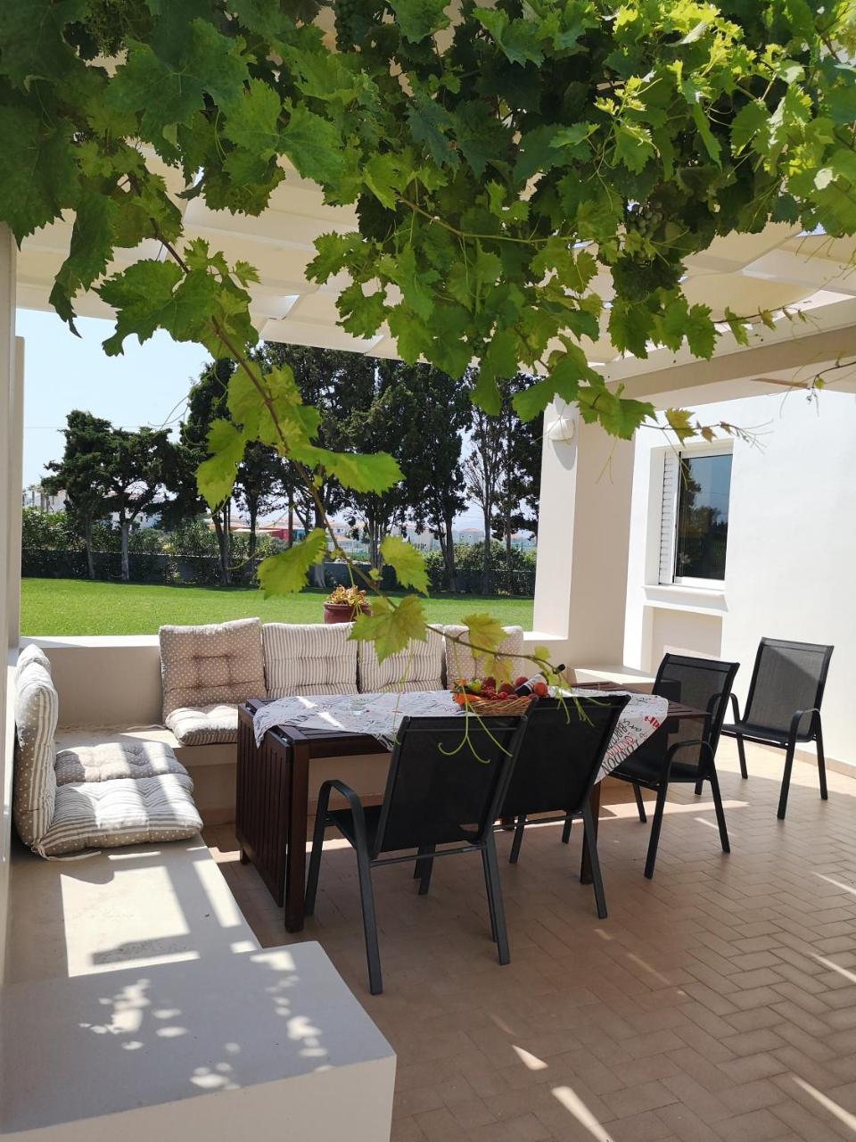 Villa Leonidas Mastichari  Luaran gambar
